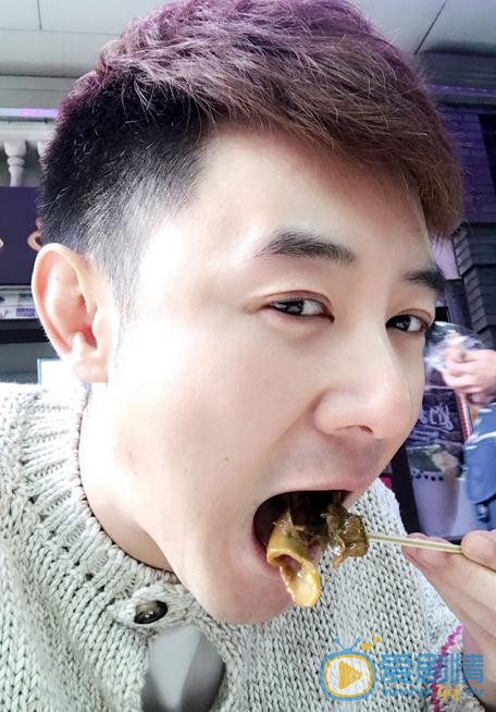 张倬闻生活照 张倬闻高清写真_张倬闻高清剧照