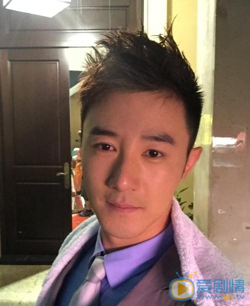 张倬闻生活照 张倬闻高清写真_张倬闻高清剧照