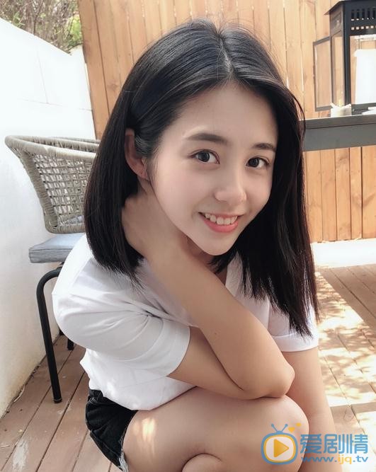 张心怡气质写真 张心怡高清写真_张心怡高清剧照