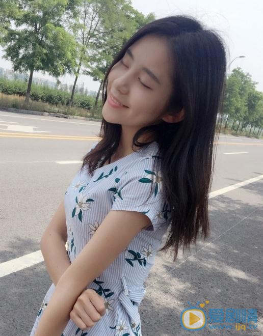 张心怡气质写真 张心怡高清写真_张心怡高清剧照