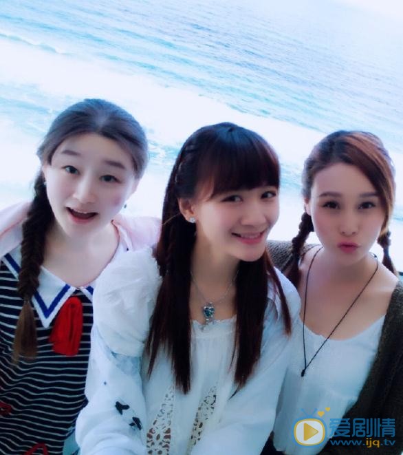 张钟仪与人合照 张钟仪高清写真_张钟仪高清剧照