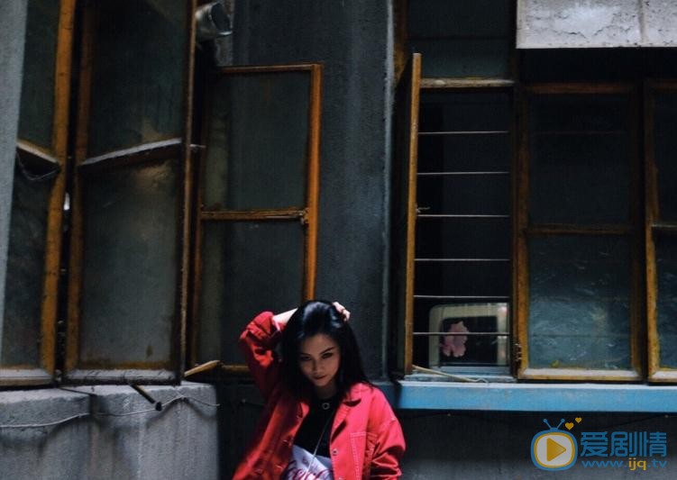 尚语贤街拍大片 尚语贤高清写真_尚语贤高清剧照