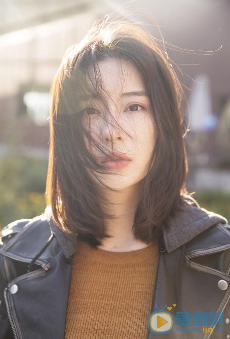 朱凌雾街拍写真 朱凌雾高清写真_朱凌雾高清剧照