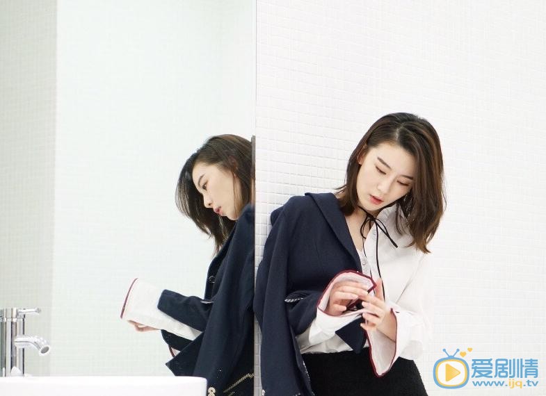 朱凌雾街拍写真 朱凌雾高清写真_朱凌雾高清剧照