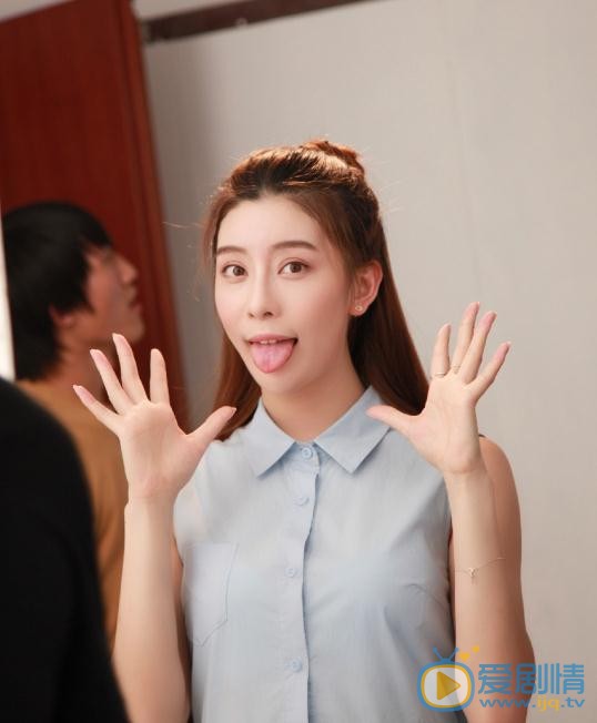 朱凌雾街拍写真 朱凌雾高清写真_朱凌雾高清剧照