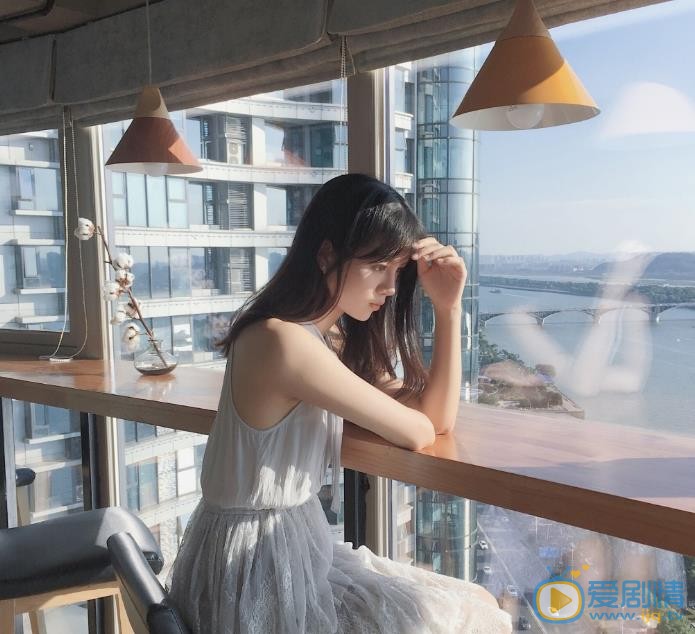 丁可儿街拍写真 丁可儿高清写真_丁可儿高清剧照