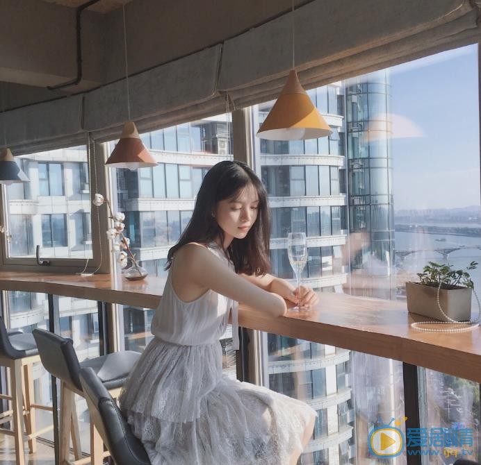 丁可儿街拍写真 丁可儿高清写真_丁可儿高清剧照