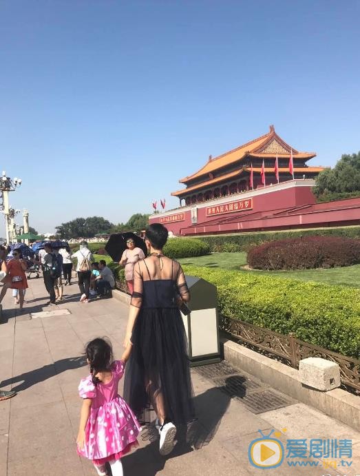 张恒亲子合照 张恒高清写真_张恒高清剧照