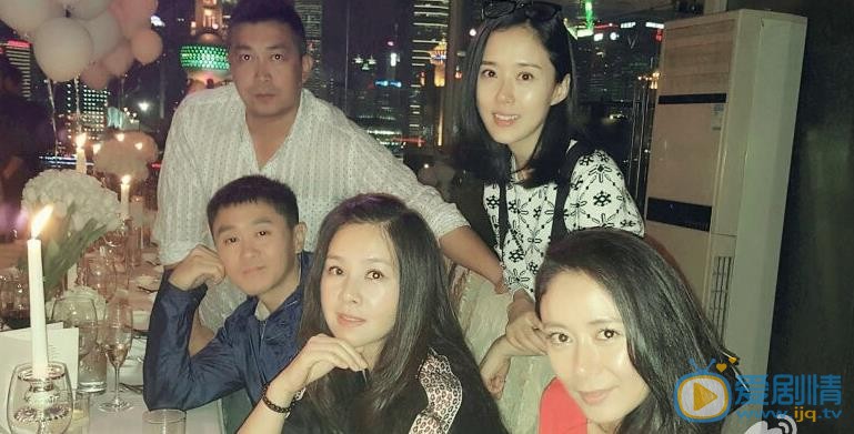 张恒同学聚会照 张恒高清写真_张恒高清剧照
