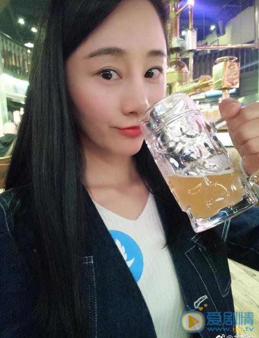 龙馨悦生活照 龙馨悦高清写真_龙馨悦高清剧照