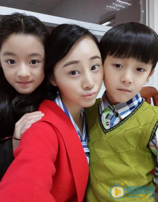 龙馨悦明星合照 龙馨悦高清写真_龙馨悦高清剧照