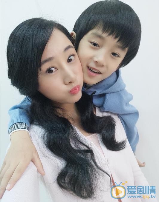 龙馨悦明星合照 龙馨悦高清写真_龙馨悦高清剧照