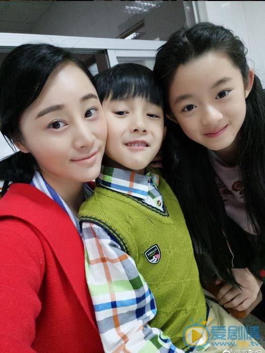 龙馨悦明星合照 龙馨悦高清写真_龙馨悦高清剧照