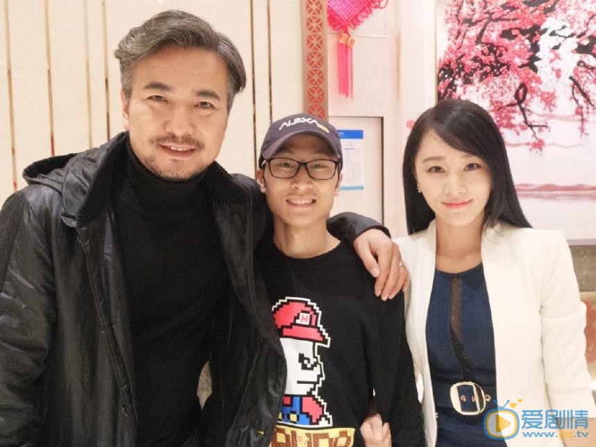 龙馨悦明星合照 龙馨悦高清写真_龙馨悦高清剧照