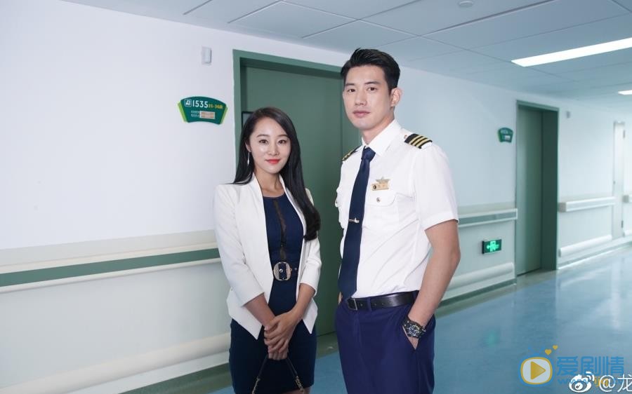 龙馨悦明星合照 龙馨悦高清写真_龙馨悦高清剧照