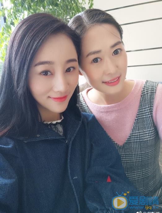 龙馨悦明星合照 龙馨悦高清写真_龙馨悦高清剧照