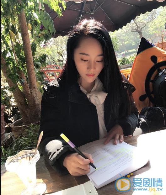 龙馨悦生活照 龙馨悦高清写真_龙馨悦高清剧照