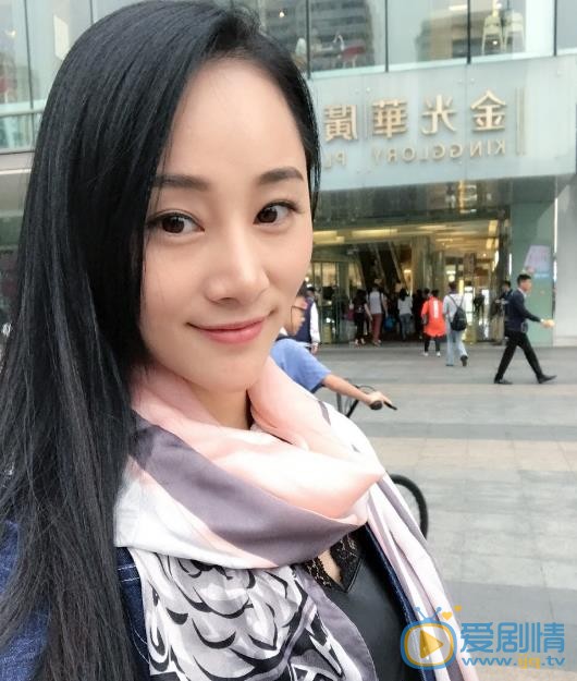 龙馨悦生活照 龙馨悦高清写真_龙馨悦高清剧照