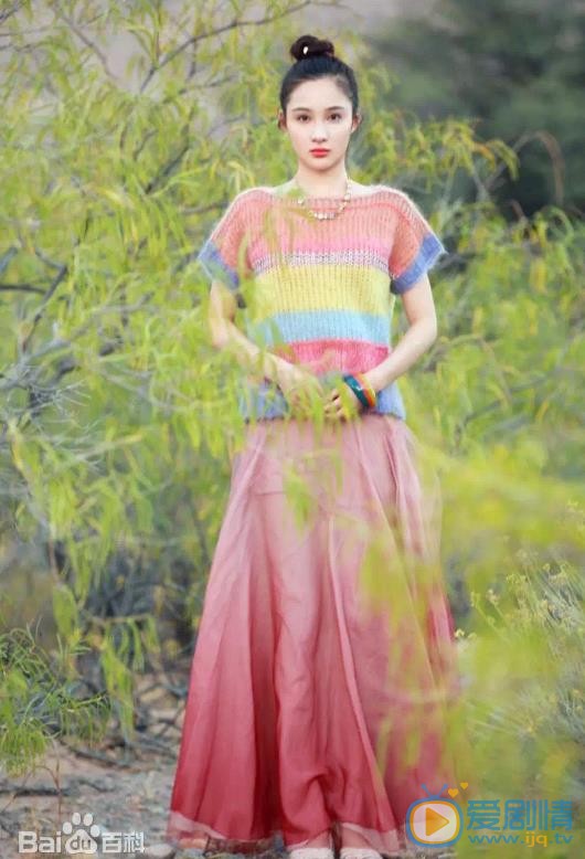 孙嘉璐唯美街拍 孙嘉璐高清写真_孙嘉璐高清剧照