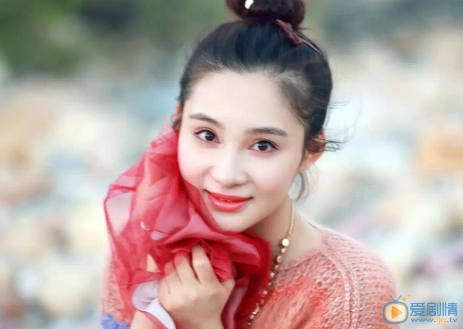 孙嘉璐唯美街拍 孙嘉璐高清写真_孙嘉璐高清剧照