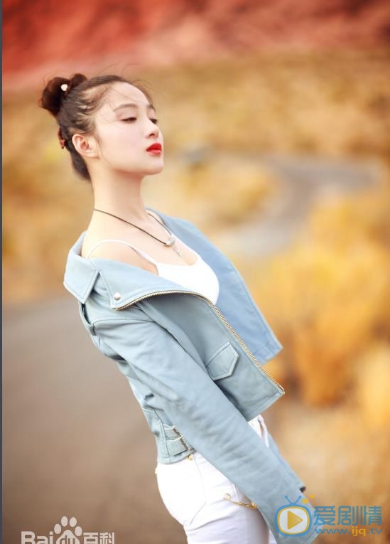 孙嘉璐唯美街拍 孙嘉璐高清写真_孙嘉璐高清剧照