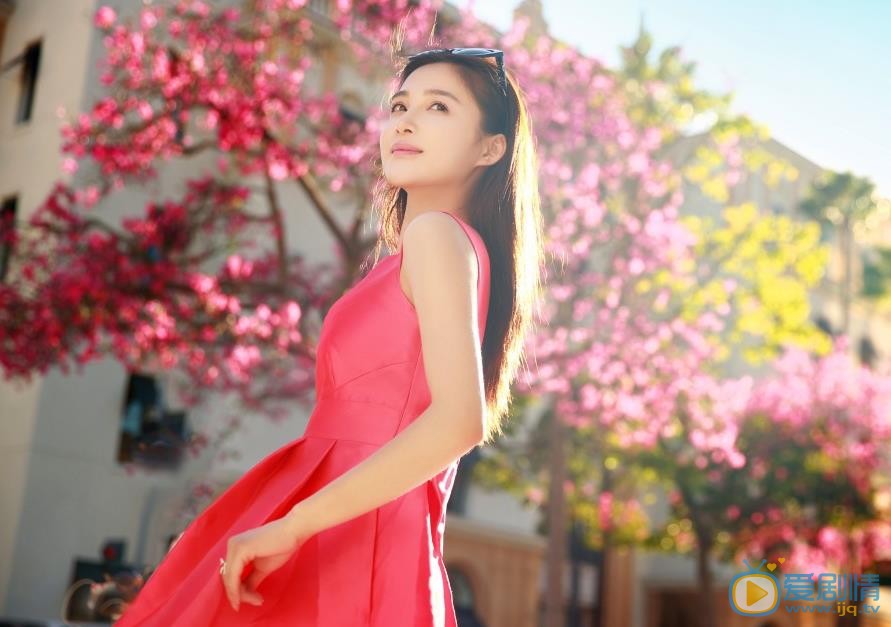孙嘉璐唯美街拍 孙嘉璐高清写真_孙嘉璐高清剧照