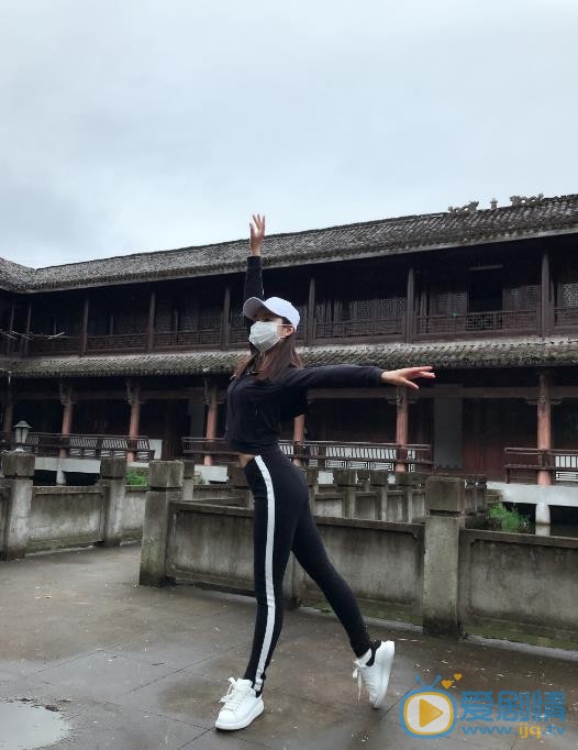 孙嘉璐旅行生活照 孙嘉璐高清写真_孙嘉璐高清剧照