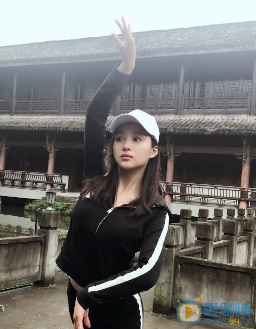 孙嘉璐旅行生活照 孙嘉璐高清写真_孙嘉璐高清剧照