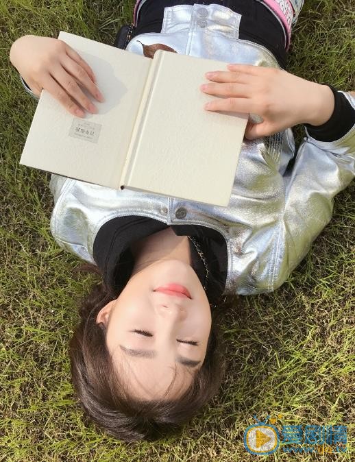 孙嘉璐素颜照 孙嘉璐高清写真_孙嘉璐高清剧照