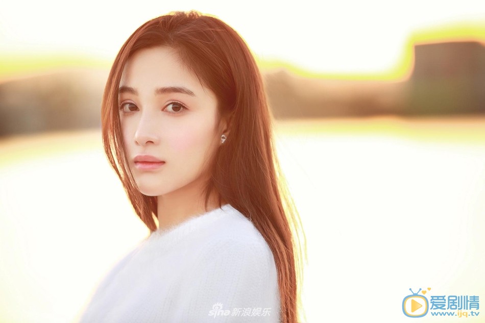 孙嘉璐唯美街拍 孙嘉璐高清写真_孙嘉璐高清剧照
