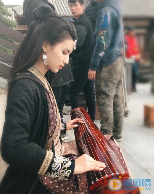 余欢欢片场照 余欢欢高清写真_余欢欢高清剧照