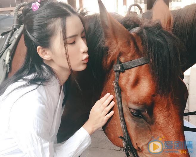 余欢欢片场照 余欢欢高清写真_余欢欢高清剧照