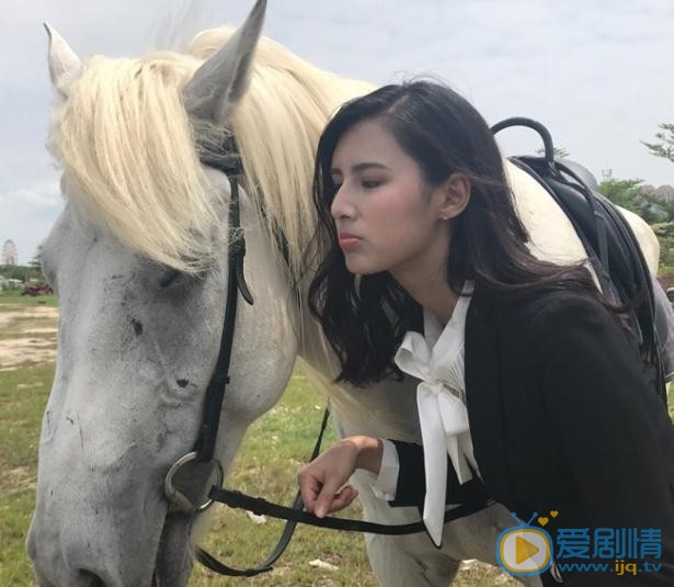余欢欢可爱照 余欢欢高清写真_余欢欢高清剧照