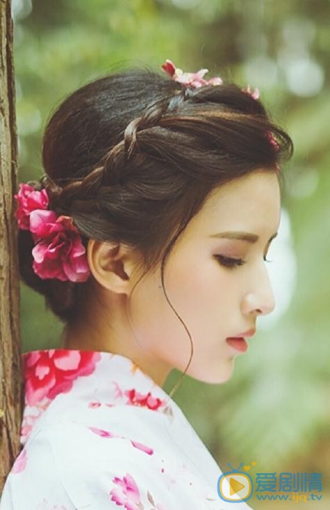 余欢欢韩服写真 余欢欢高清写真_余欢欢高清剧照