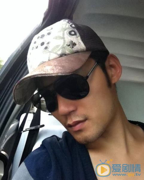 高凯元生活照 高凯元高清写真_高凯元高清剧照