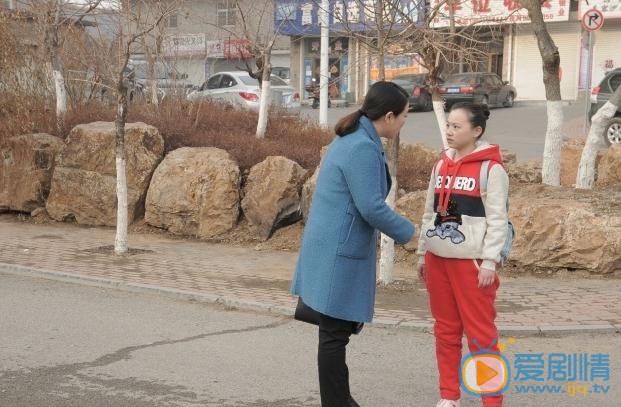 徐黄丽《木兰妈妈》剧照 徐黄丽高清写真_徐黄丽高清剧照