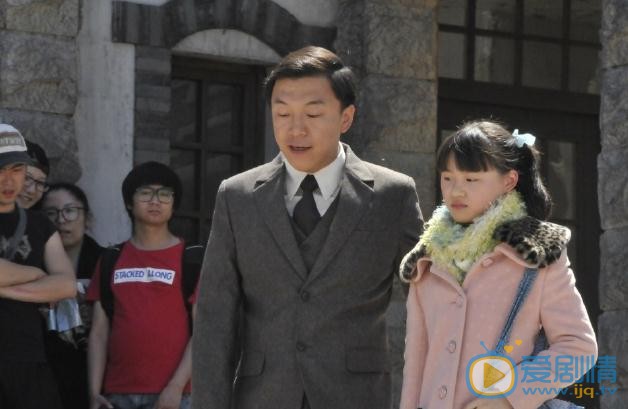 徐黄丽《青岛往事》剧照 徐黄丽高清写真_徐黄丽高清剧照