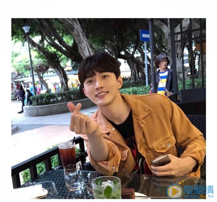 辉灿旅行大片 辉灿高清写真_辉灿高清剧照