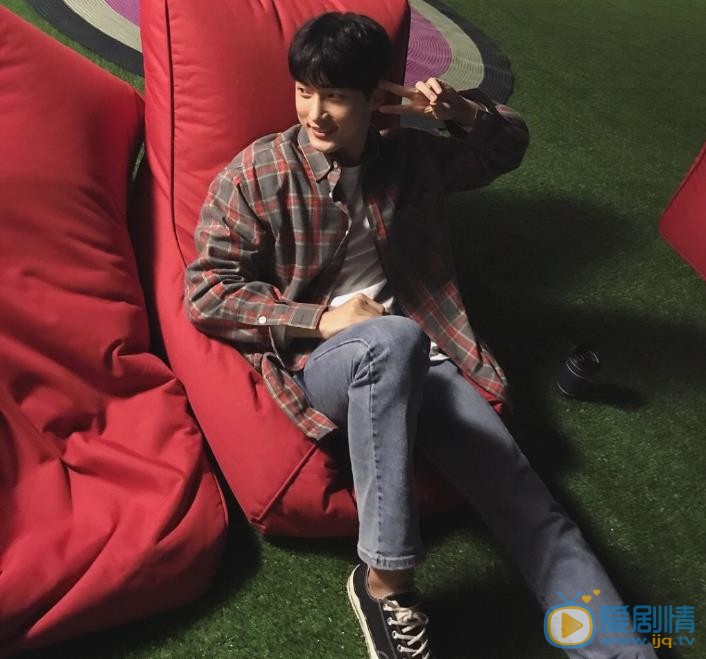 辉灿生活照 辉灿高清写真_辉灿高清剧照