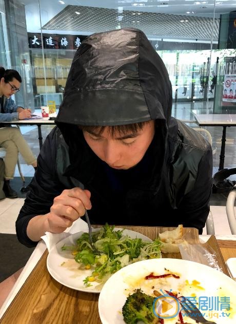 柴格生活照 柴格高清写真_柴格高清剧照