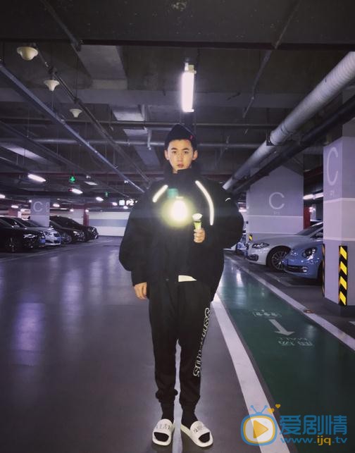 柴格生活照 柴格高清写真_柴格高清剧照