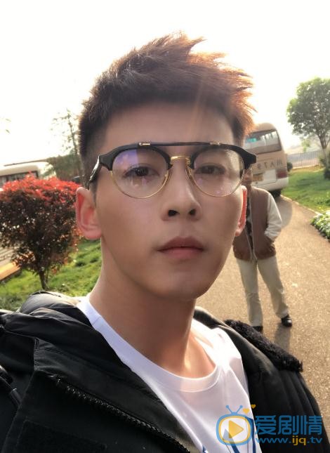 柴格生活照 柴格高清写真_柴格高清剧照