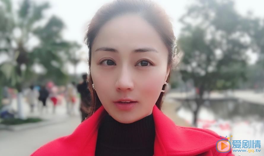叶新晨红衣照片 叶新晨高清写真_叶新晨高清剧照