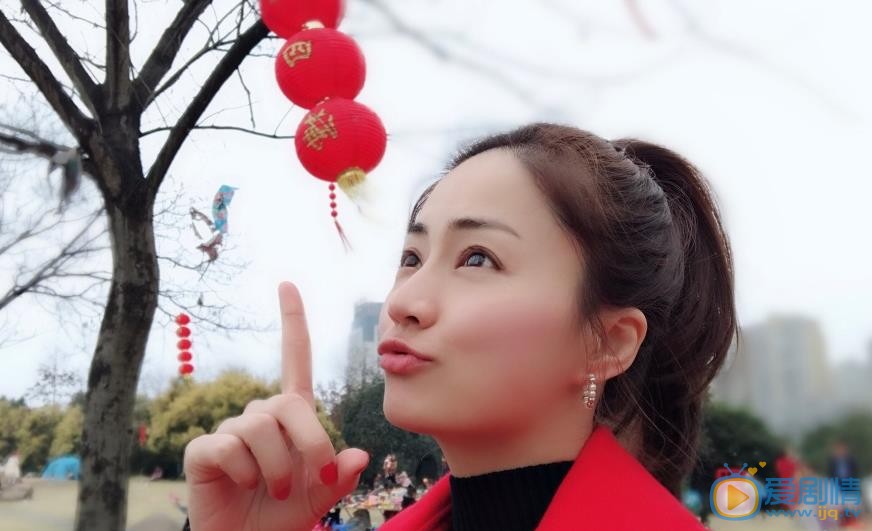 叶新晨红衣照片 叶新晨高清写真_叶新晨高清剧照