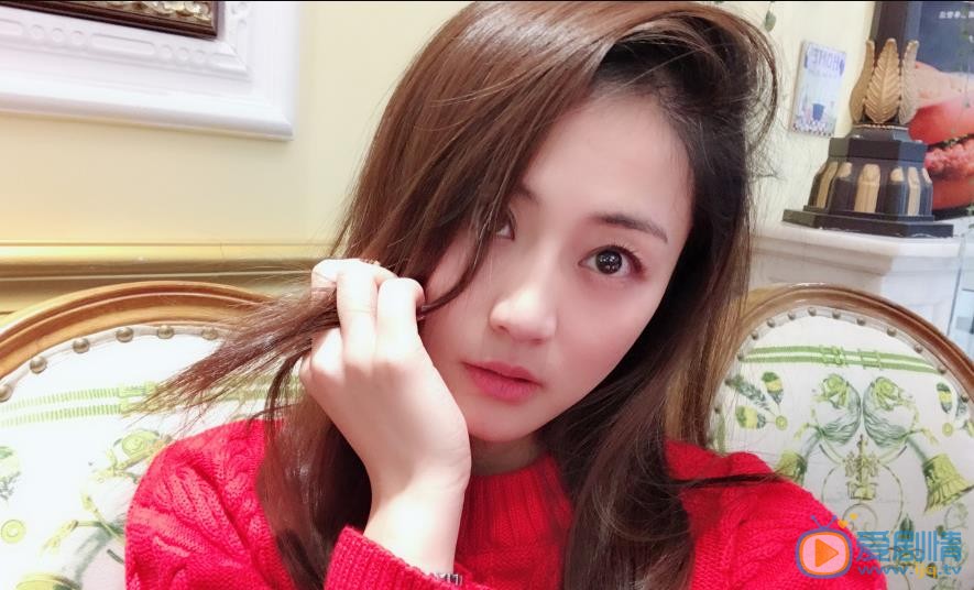 叶新晨红衣照片 叶新晨高清写真_叶新晨高清剧照