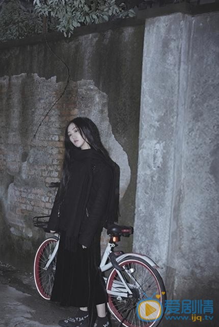 姚宇梦黑色写真 姚宇梦高清写真_姚宇梦高清剧照