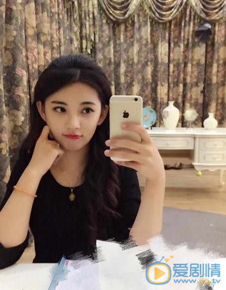 张倩如生活照 张倩如高清写真_张倩如高清剧照