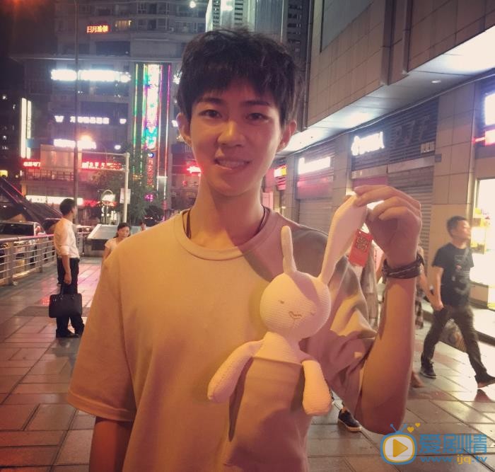 王思远生活照 王思远高清写真_王思远高清剧照