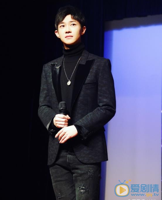 王思远演唱会 王思远高清写真_王思远高清剧照