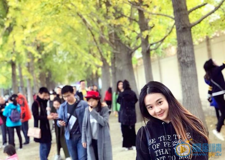 杨丽晓旅行大片 杨丽晓高清写真_杨丽晓高清剧照